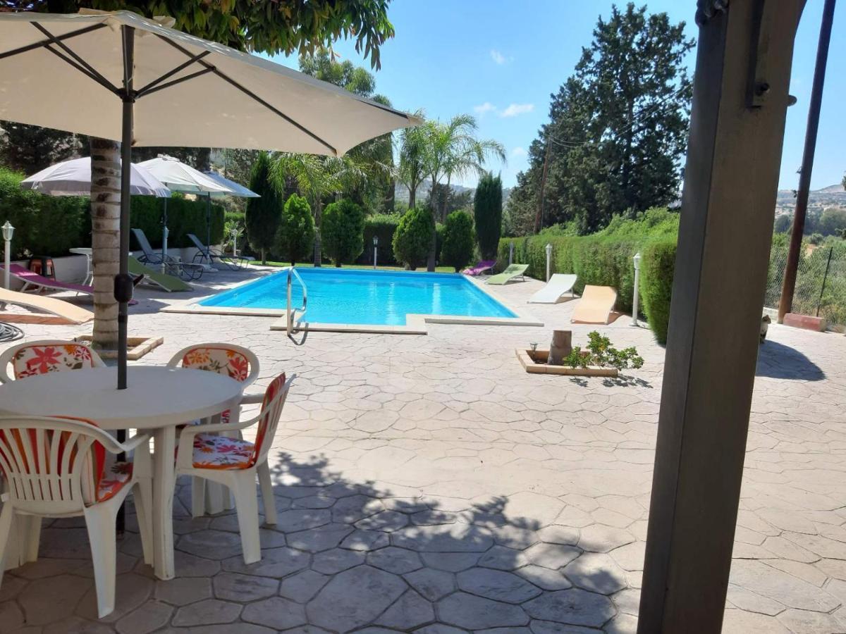 Zena Holiday Villa Писури Екстериор снимка