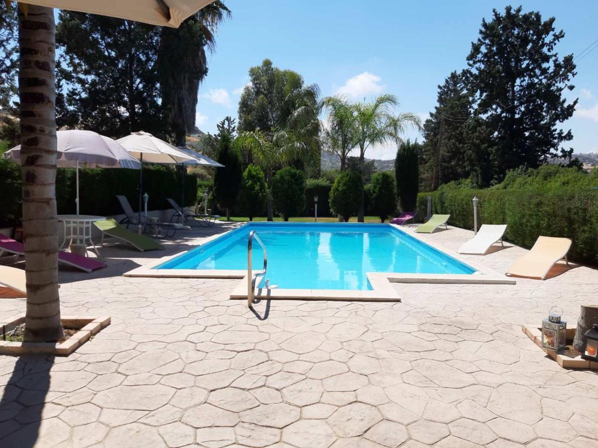 Zena Holiday Villa Писури Екстериор снимка