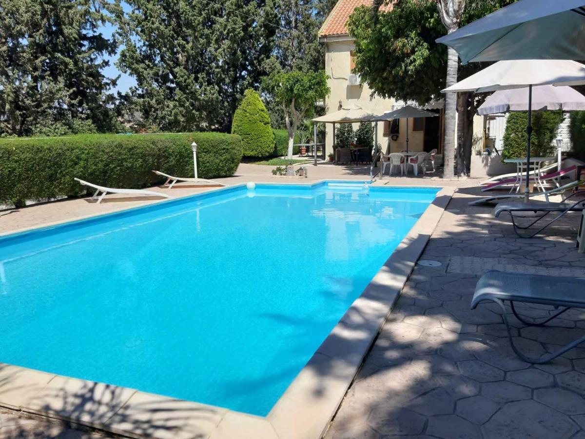 Zena Holiday Villa Писури Екстериор снимка