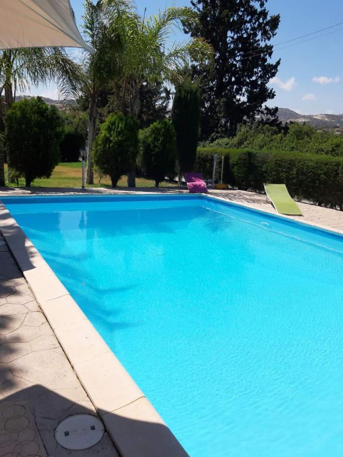 Zena Holiday Villa Писури Екстериор снимка