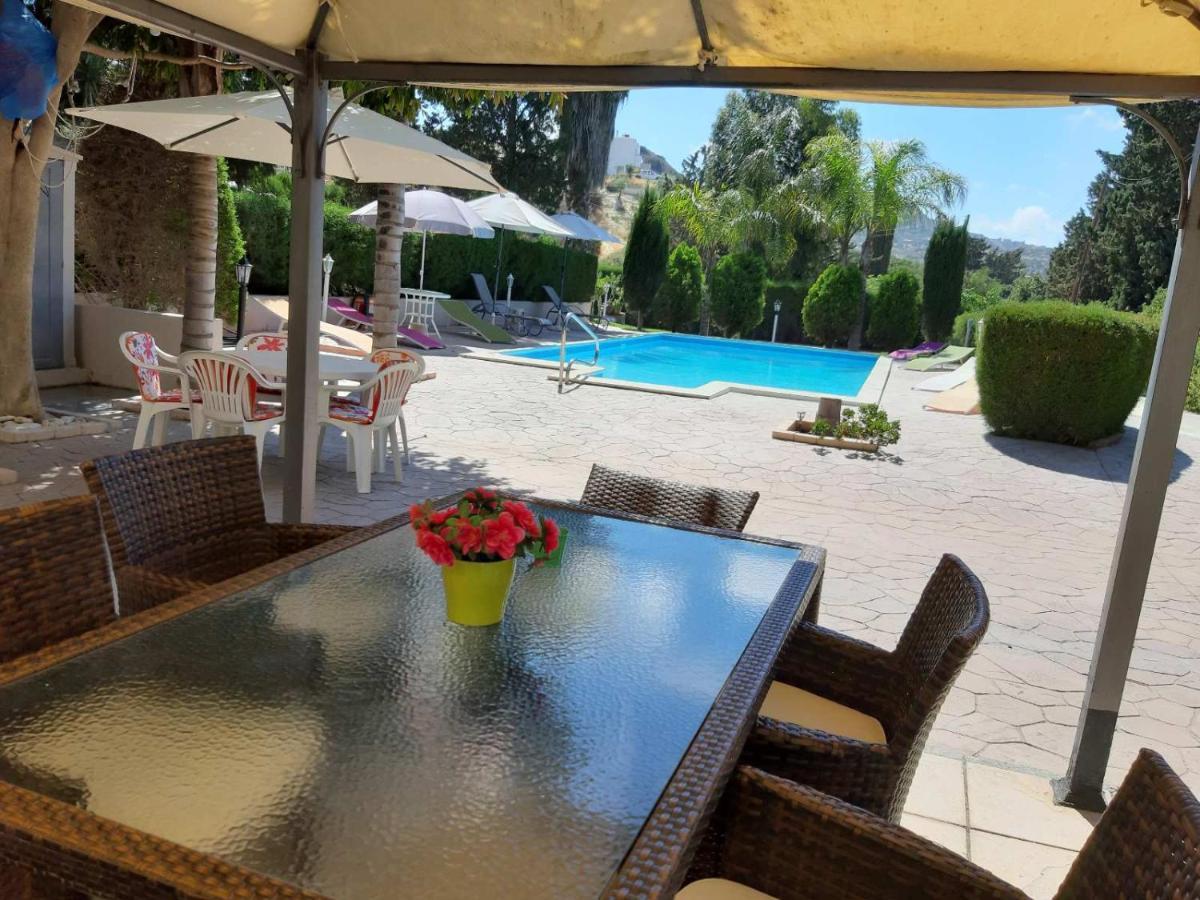Zena Holiday Villa Писури Екстериор снимка