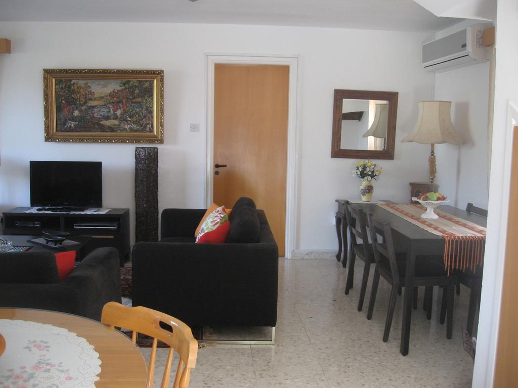 Zena Holiday Villa Писури Стая снимка