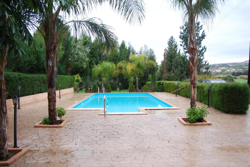 Zena Holiday Villa Писури Екстериор снимка