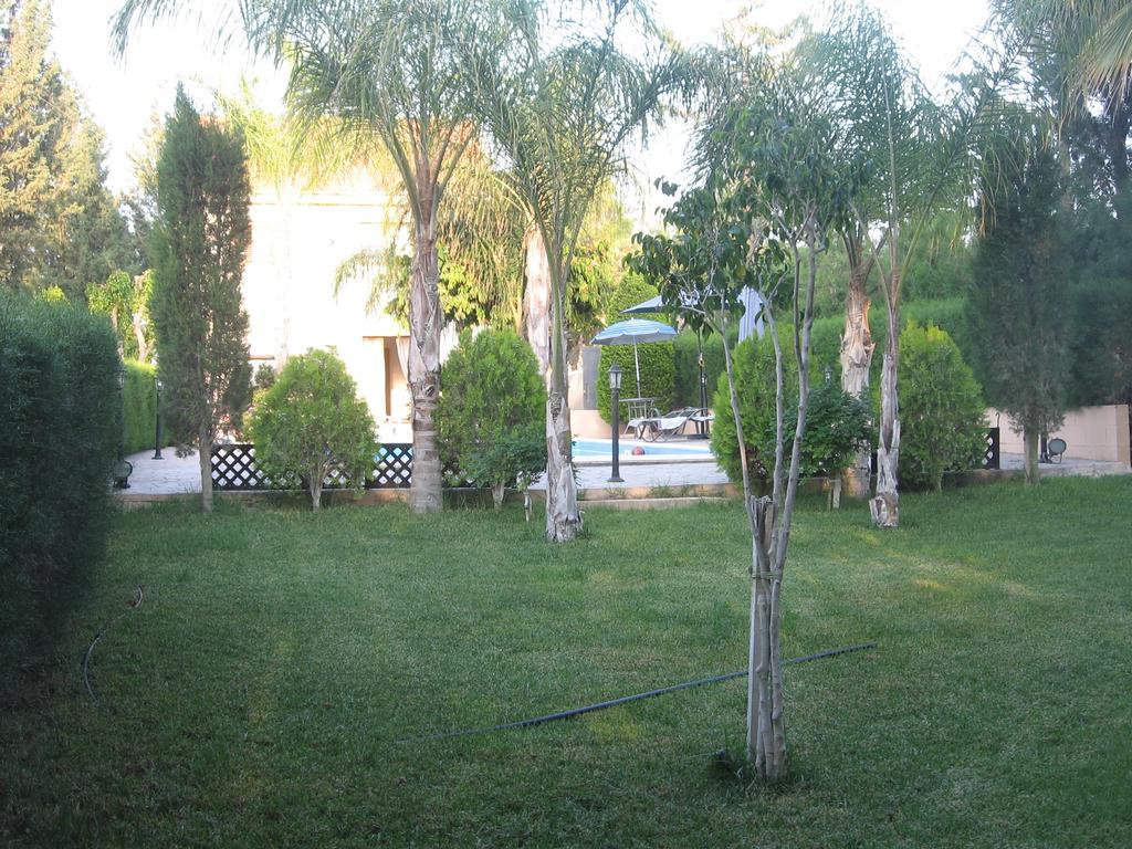 Zena Holiday Villa Писури Екстериор снимка
