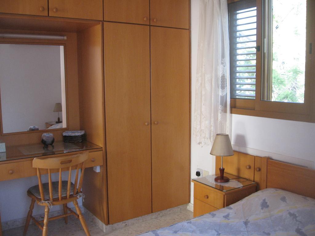 Zena Holiday Villa Писури Стая снимка