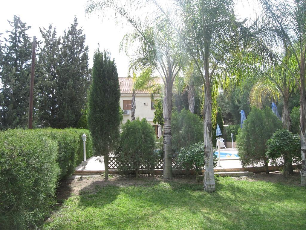 Zena Holiday Villa Писури Екстериор снимка