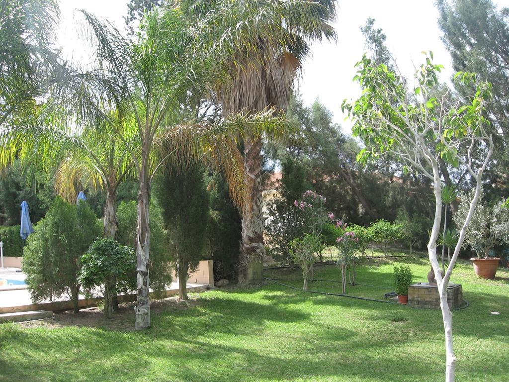 Zena Holiday Villa Писури Екстериор снимка