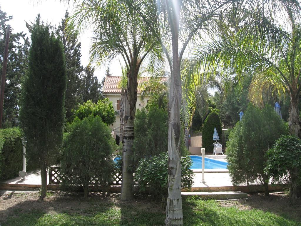 Zena Holiday Villa Писури Екстериор снимка